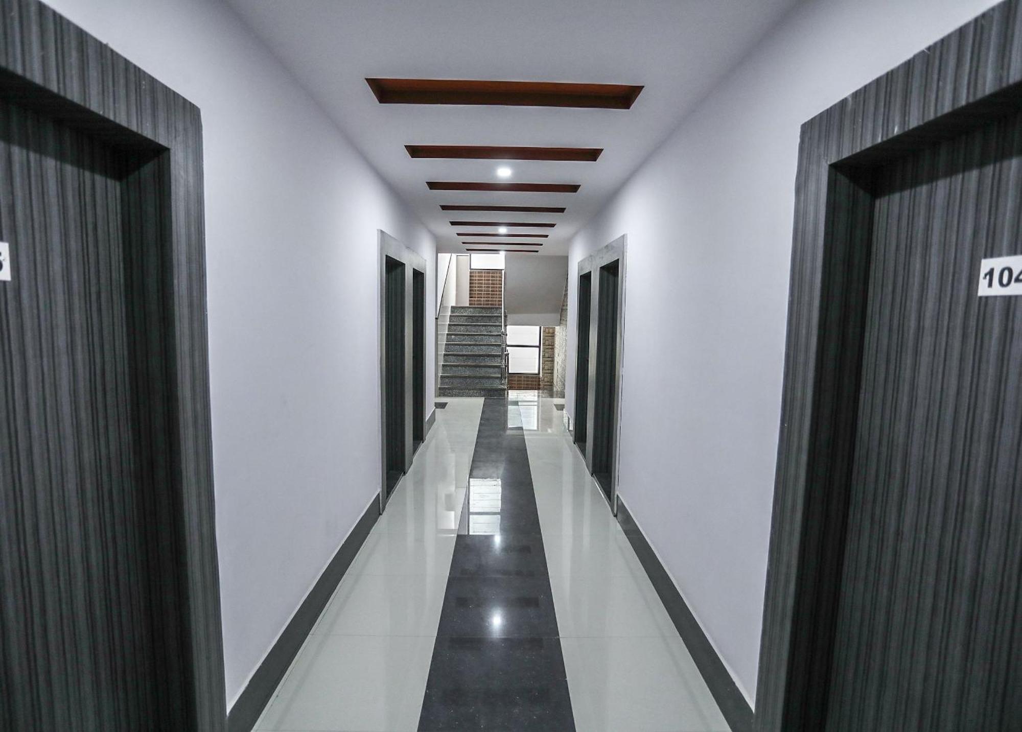 Capital O Smart City Bhopal Exterior foto