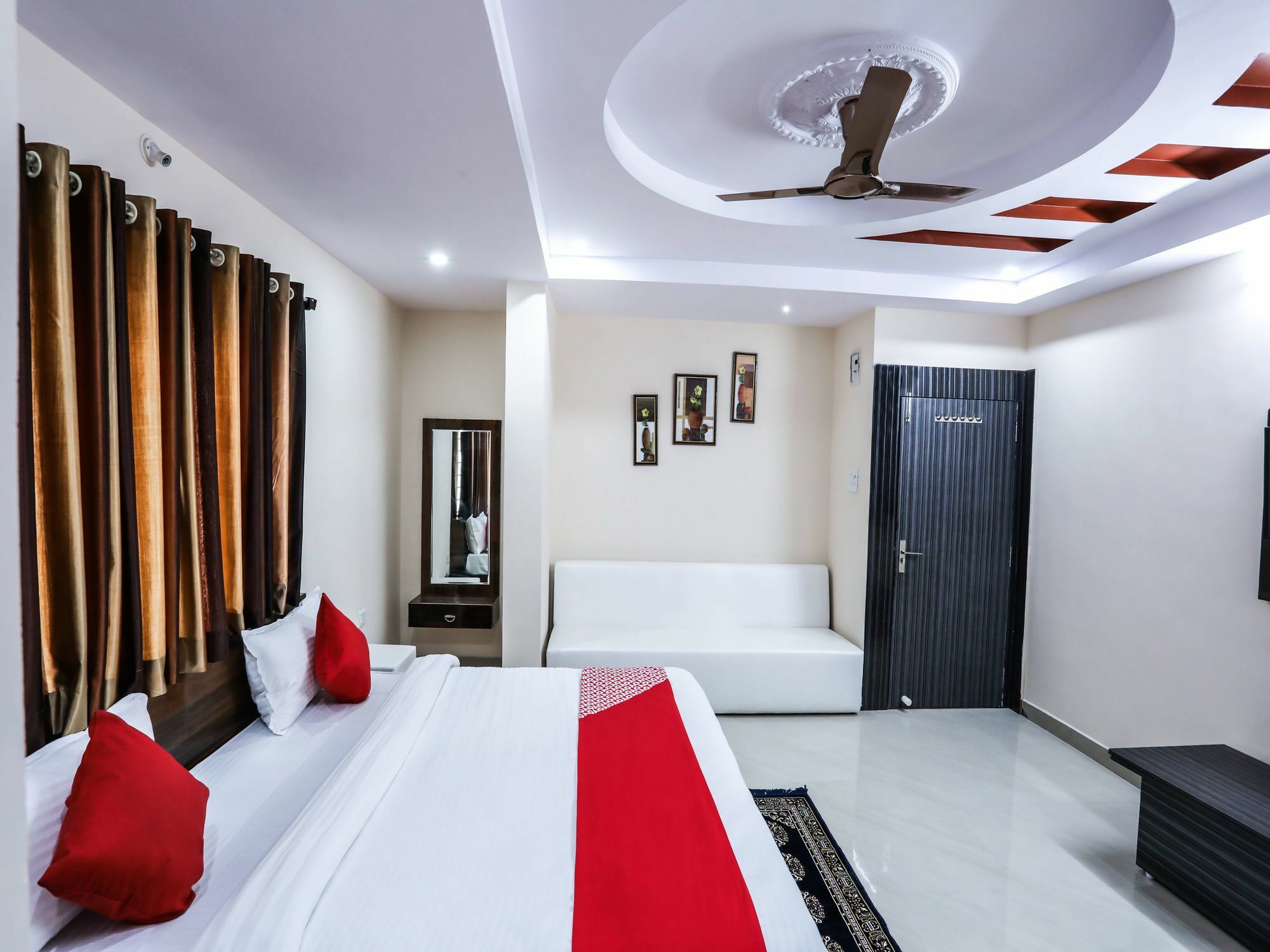 Capital O Smart City Bhopal Exterior foto